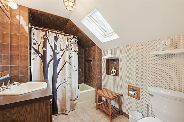 1139 East St, Dedham, MA 02026