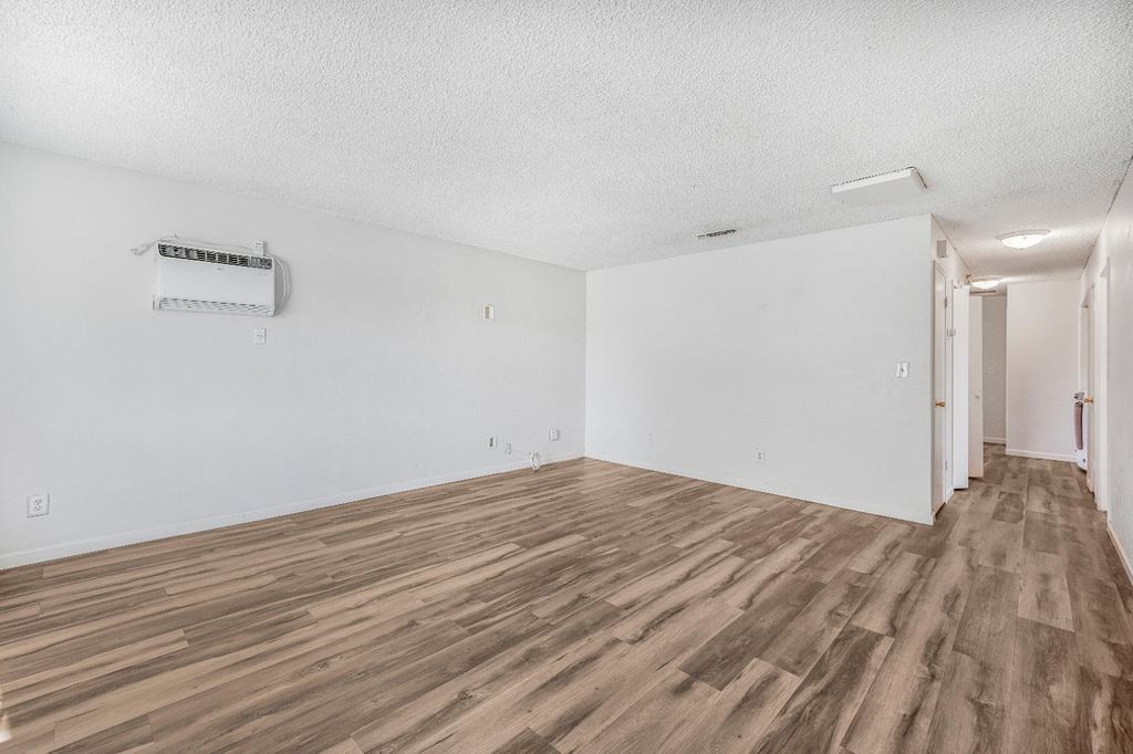 Image 7 of property listing at 12476 W F Street, Biola, CA 93606