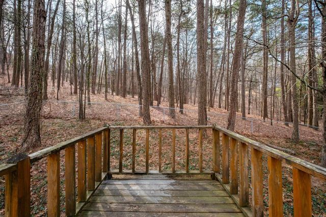 8 Fenchley Ct, Little Rock, AR 72212