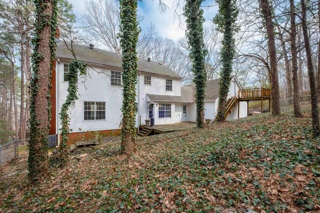 8 Fenchley Ct, Little Rock, AR 72212