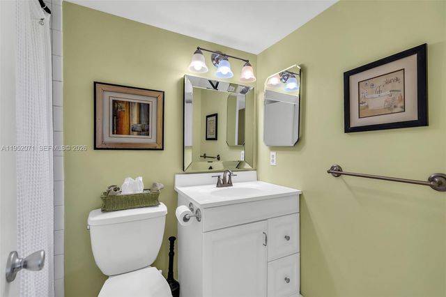 391 Grantham F 391, Deerfield Beach, FL 33442