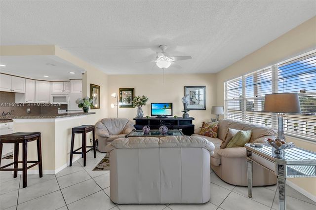 391 Grantham F 391, Deerfield Beach, FL 33442