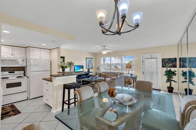 391 Grantham F 391, Deerfield Beach, FL 33442