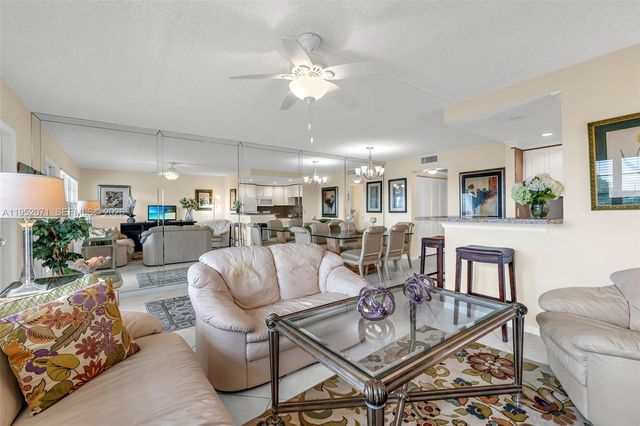391 Grantham F 391, Deerfield Beach, FL 33442
