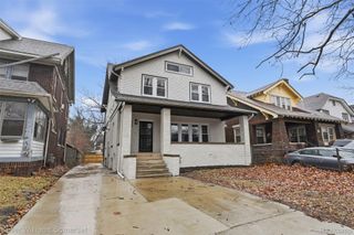 678 Lakewood Street, Detroit, MI 48215