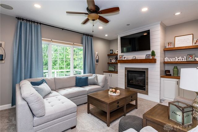 1238 Homestead Drive, Xenia, OH 45385