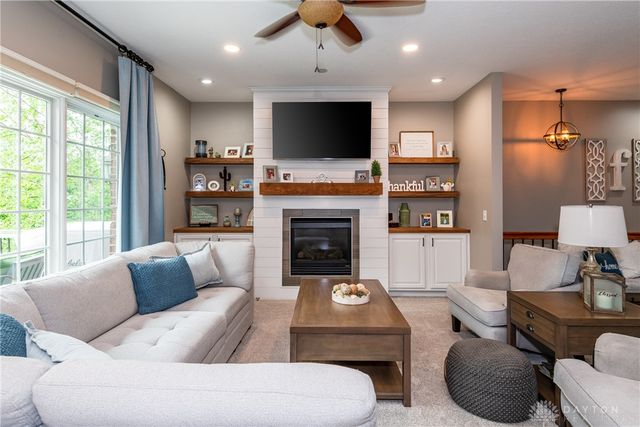 1238 Homestead Drive, Xenia, OH 45385