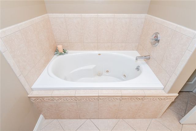 1238 Homestead Drive, Xenia, OH 45385