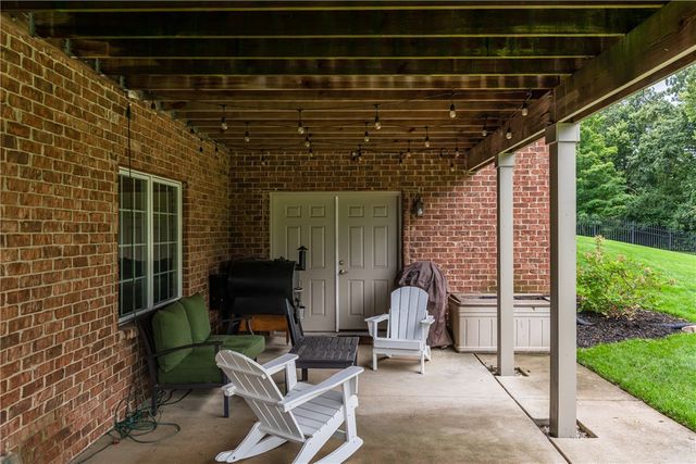 1238 Homestead Drive, Xenia, OH 45385
