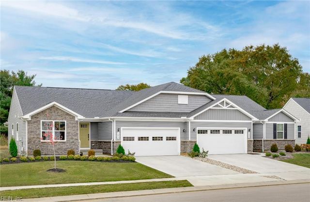 424 Braden LN, Suffolk, VA 23435