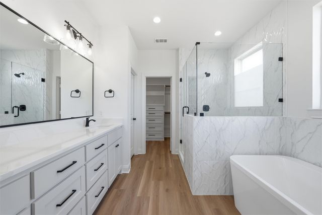 1316 Promised Land Road, Hewitt, TX 76643