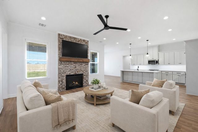 1316 Promised Land Road, Hewitt, TX 76643