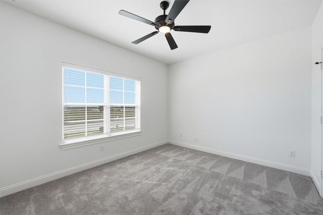 1316 Promised Land Road, Hewitt, TX 76643