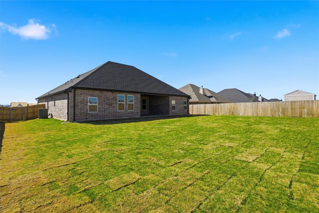 1316 Promised Land Road, Hewitt, TX 76643