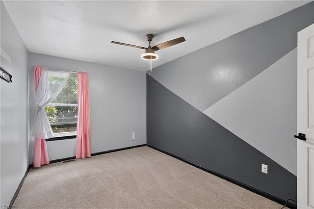 5742 Rivermill CIR, Portsmouth, VA 23703