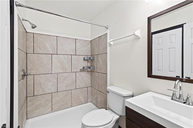 5742 Rivermill CIR, Portsmouth, VA 23703