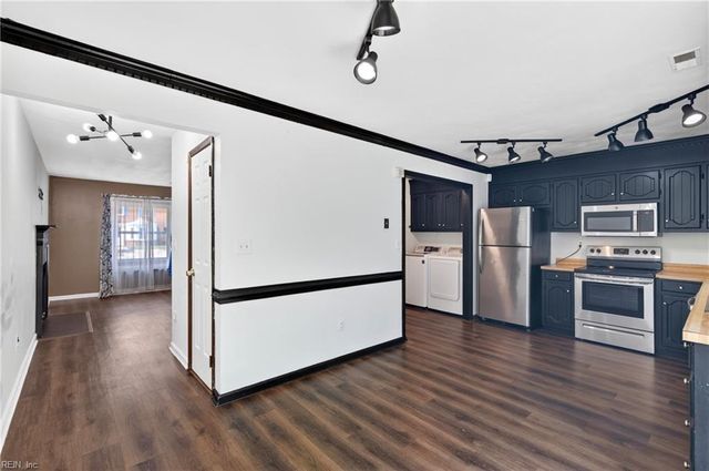 5742 Rivermill CIR, Portsmouth, VA 23703