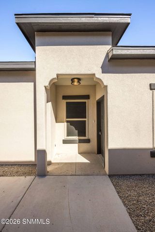 1109 Chitamacha Road, Las Cruces, NM 88007
