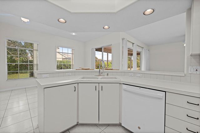 9369 ASHLEY DRIVE, Weeki Wachee, FL 34613