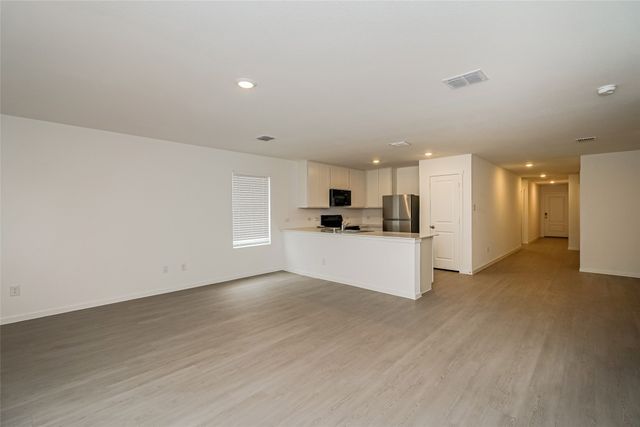 1124 Tufted Drive, Crowley, TX 76036