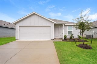 1124 Tufted Drive, Crowley, TX 76036