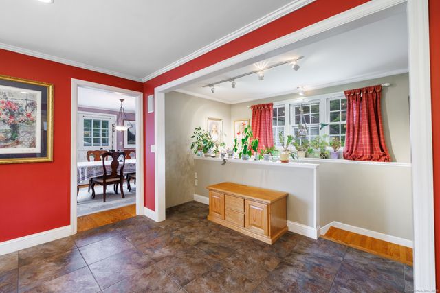 23 Edgerton Street, East Hampton, CT 06424