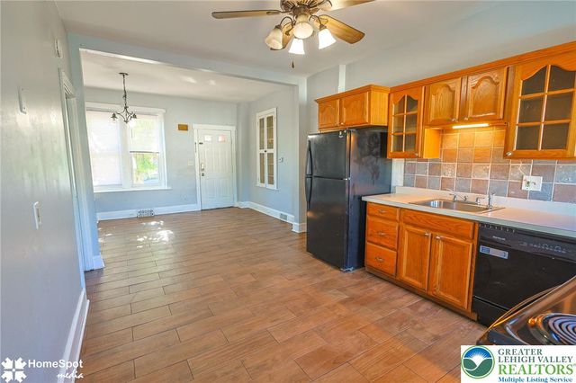 704 Hayes Street, Bethlehem City, PA 18015