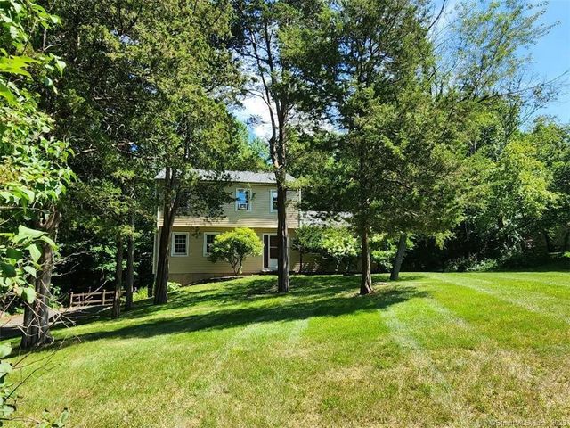 29 Brook Pine Drive, Shelton, CT 06484