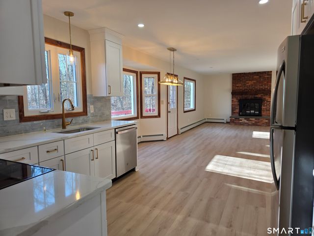 29 Brook Pine Drive, Shelton, CT 06484