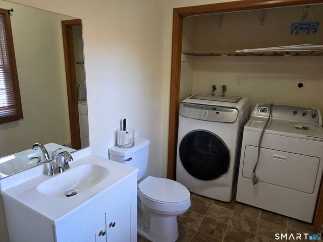 29 Brook Pine Drive, Shelton, CT 06484