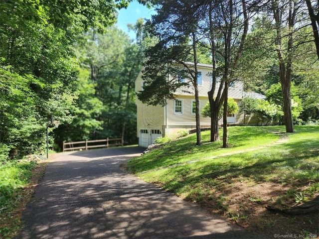 29 Brook Pine Drive, Shelton, CT 06484