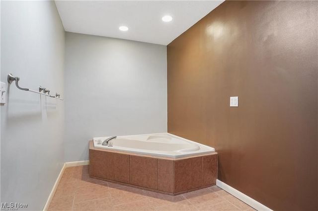 4017 Bellaire Lane, Peninsula, OH 44264