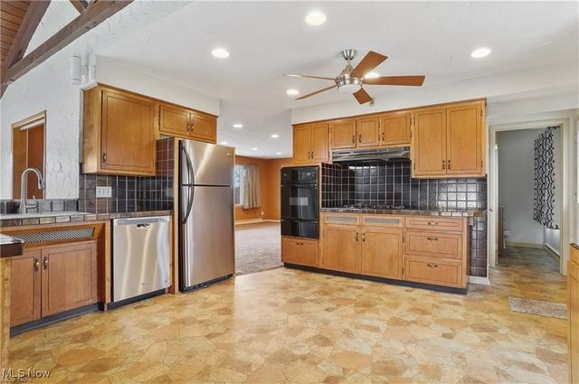 4017 Bellaire Lane, Peninsula, OH 44264