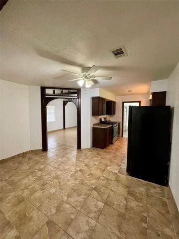 10823 Eddyrock Street, Houston, TX 77089