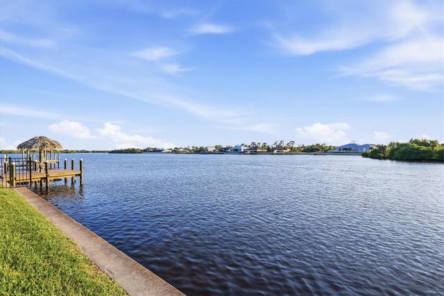 430 SPRING LAKE BOULEVARD NW, Port Charlotte, FL 33952