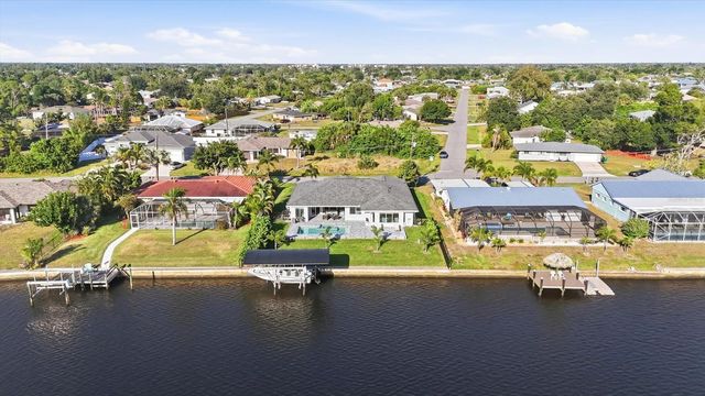 430 SPRING LAKE BOULEVARD NW, Port Charlotte, FL 33952