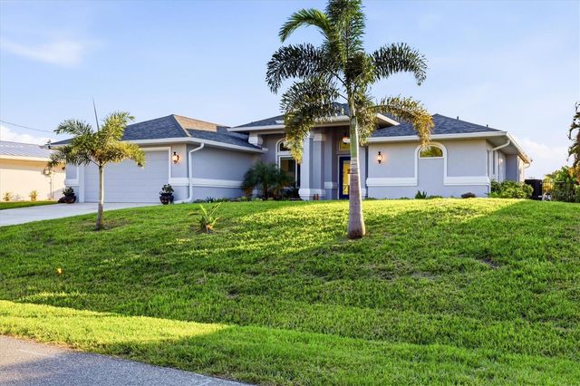 430 SPRING LAKE BOULEVARD NW, Port Charlotte, FL 33952