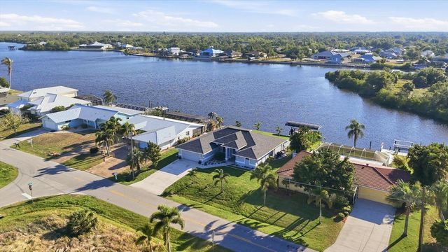 430 SPRING LAKE BOULEVARD NW, Port Charlotte, FL 33952