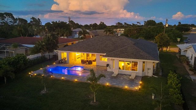 430 SPRING LAKE BOULEVARD NW, Port Charlotte, FL 33952