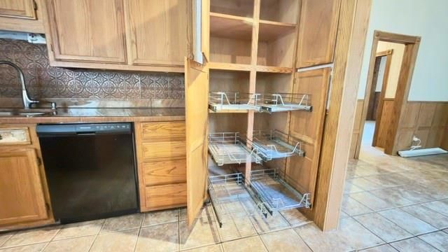 1030 W Walnut Street, Nevada, MO 64772