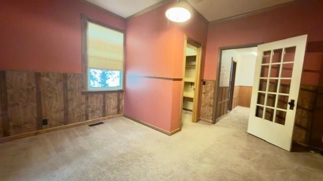 1030 W Walnut Street, Nevada, MO 64772