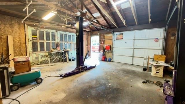1030 W Walnut Street, Nevada, MO 64772