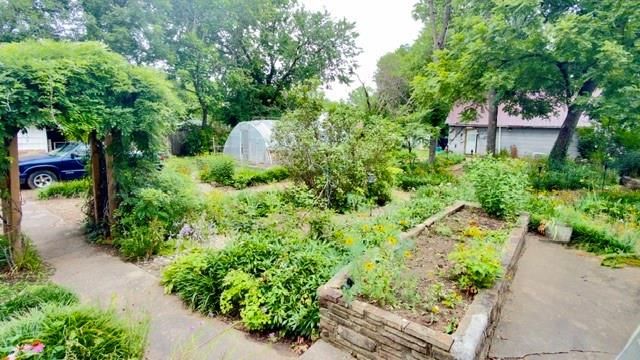 1030 W Walnut Street, Nevada, MO 64772
