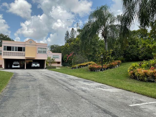 3363 SPANISH MOSS Terrace 6, Lauderhill, FL 33319