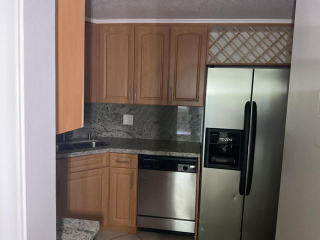 3363 SPANISH MOSS Terrace 6, Lauderhill, FL 33319