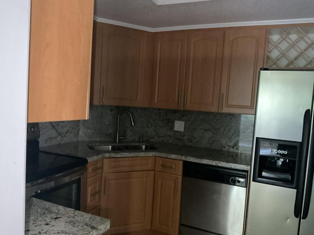 3363 SPANISH MOSS Terrace 6, Lauderhill, FL 33319