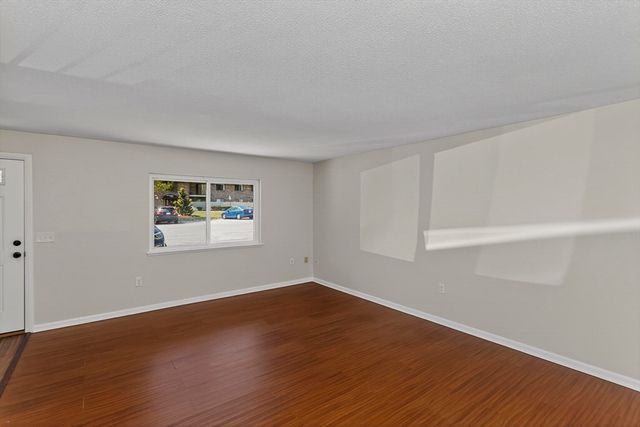 59 School St C3, Northborough, MA 01532