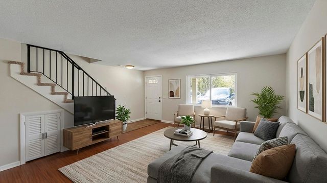 59 School St C3, Northborough, MA 01532