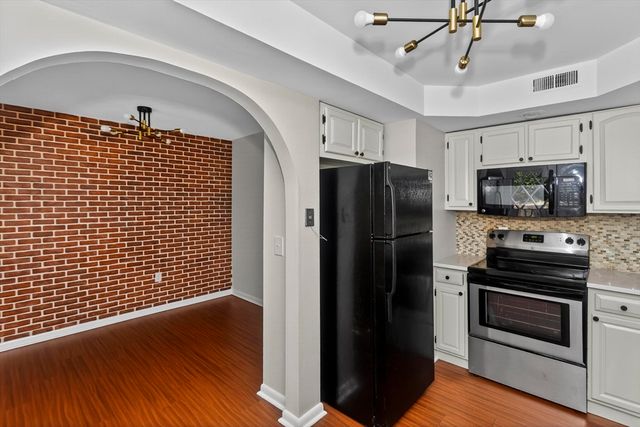 59 School St C3, Northborough, MA 01532