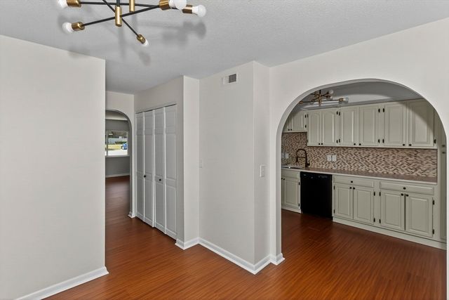 59 School St C3, Northborough, MA 01532